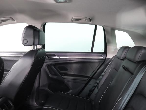 Volkswagen Tiguan II Рестайлинг с пробегом 2021 года, цена 3 150 000 рублей, 95809 км, внедорожник, Автокод Объявления