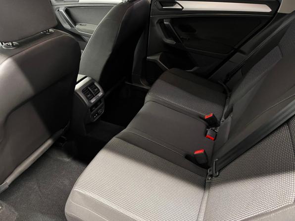 Volkswagen Tiguan II с пробегом 2020 года, цена 1 699 000 рублей, 235044 км, внедорожник, Автокод Объявления