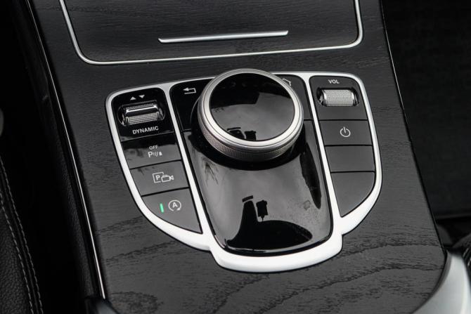 Mercedes-Benz C-Класс IV (W205) Рестайлинг с пробегом 2019 года, цена 2 280 000 рублей, 114065 км, седан, Автокод Объявления