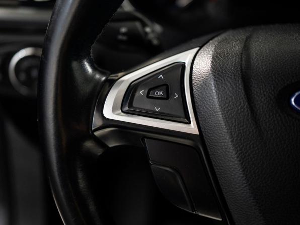 Ford Mondeo V с пробегом 2015 года, цена 1 200 000 рублей, 230728 км, седан, Автокод Объявления