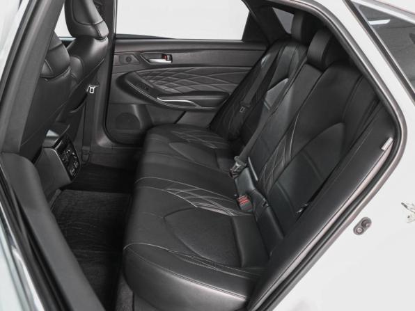 Toyota Avalon V с пробегом 2022 года, цена 3 299 000 рублей, 55218 км, седан, Автокод Объявления