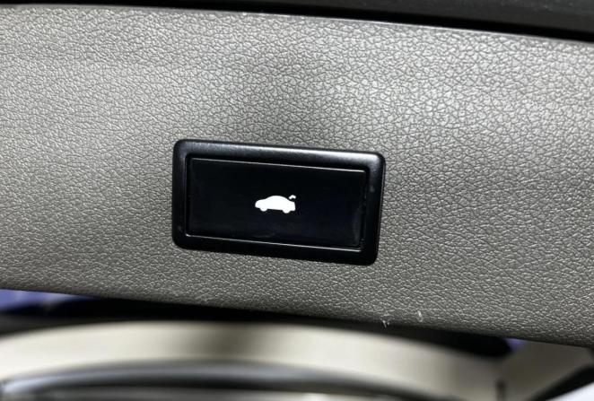 Audi Q5 I (8R) с пробегом 2010 года, цена 1 270 000 рублей, 127648 км, внедорожник, Автокод Объявления