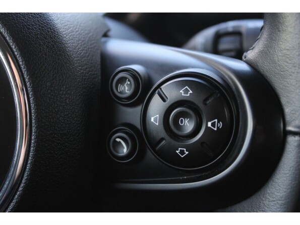Mini Countryman II с пробегом 2018 года, цена 2 077 000 рублей, 122549 км, offers.body_type.unknown, Автокод Объявления