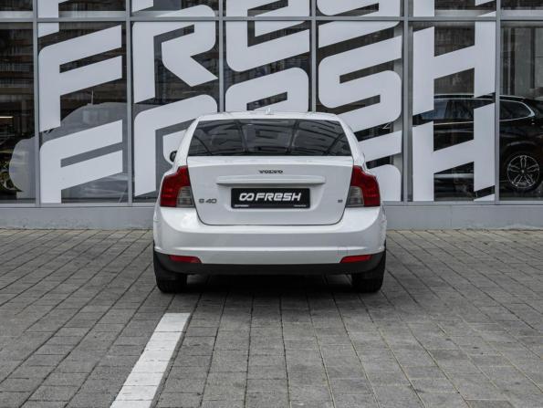 Volvo S40 II Рестайлинг с пробегом 2008 года, цена 599 000 рублей, 254893 км, седан, Автокод Объявления