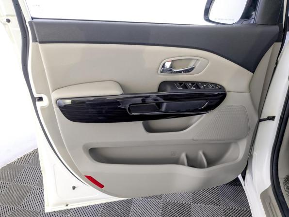 Kia Carnival III с пробегом 2019 года, цена 3 220 000 рублей, 81835 км, минивэн, Автокод Объявления