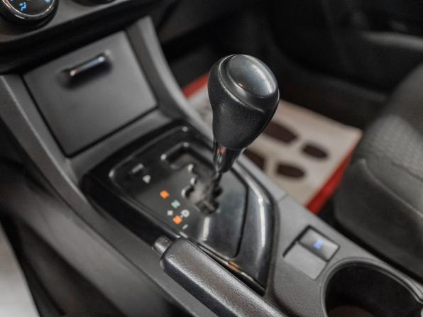Toyota Corolla XI (E160 E170 E180) с пробегом 2013 года, цена 1 300 000 рублей, 148000 км, седан, Автокод Объявления