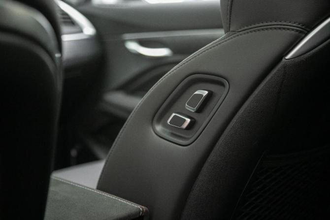 Geely Tugella I Рестайлинг с пробегом 2023 года, цена 2 959 000 рублей, 12300 км, внедорожник, Автокод Объявления