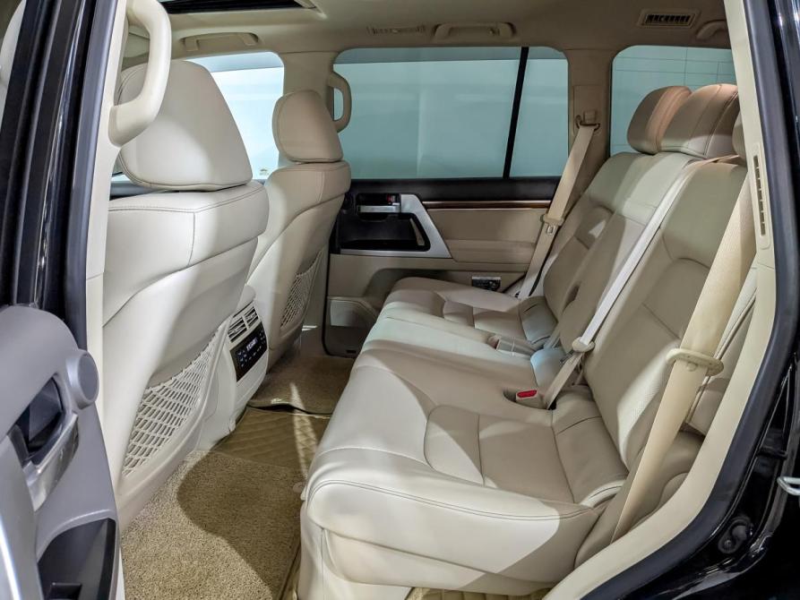 Toyota Land Cruiser 200 Series Рестайлинг 2 Химки  - изображение 12