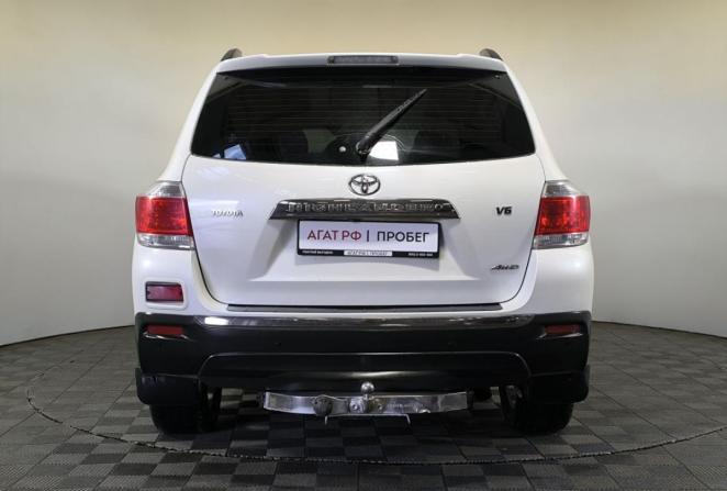 Toyota Highlander II (XU40) Рестайлинг с пробегом 2011 года, цена 1 570 000 рублей, 352535 км, внедорожник, Автокод Объявления