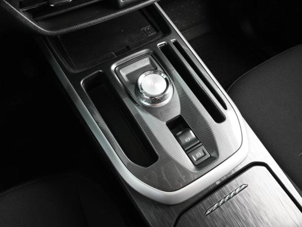 Haval Jolion I Рестайлинг с пробегом 2024 года, цена 2 149 000 рублей, 28275 км, внедорожник, Автокод Объявления