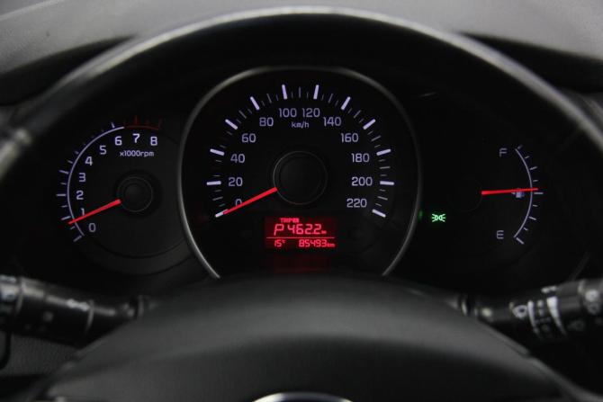 Kia Rio III Рестайлинг с пробегом 2016 года, цена 1 078 000 рублей, 85461 км, хэтчбек, Автокод Объявления