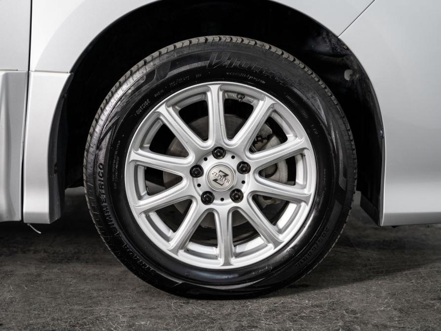 Toyota Voxy III (R80) Иркутск  - изображение 20