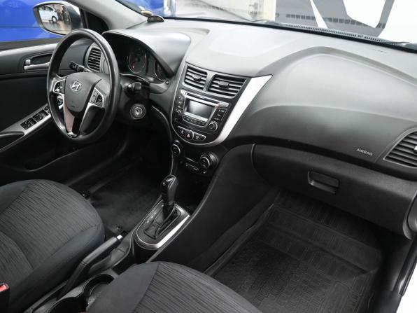 Hyundai Solaris I Рестайлинг с пробегом 2016 года, цена 1 239 900 рублей, 179700 км, седан, Автокод Объявления
