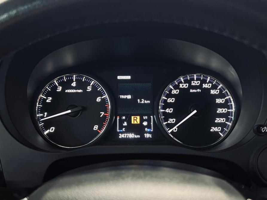 Mitsubishi Outlander III Рестайлинг 2 Санкт-Петербург  - изображение 17