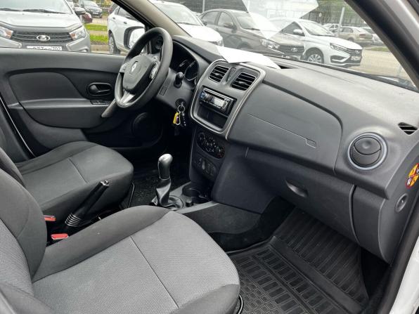Renault Sandero II с пробегом 2014 года, цена 540 000 рублей, 136400 км, хэтчбек, Автокод Объявления