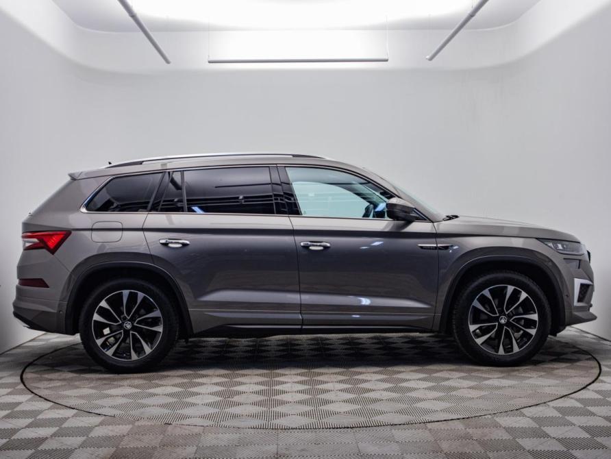 Skoda Kodiaq I Рестайлинг Москва  - изображение 7