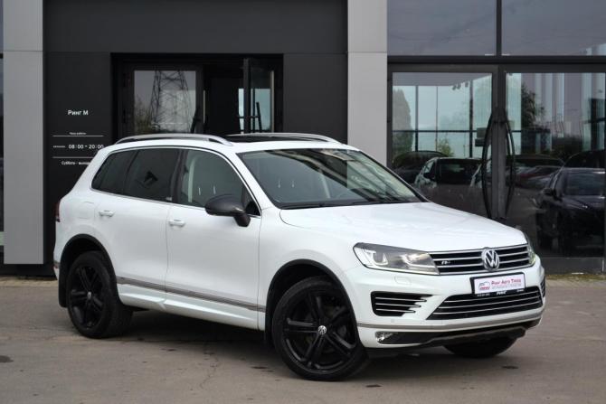 Volkswagen Touareg II Рестайлинг с пробегом 2018 года, цена 4 100 000 рублей, 61078 км, внедорожник, Автокод Объявления