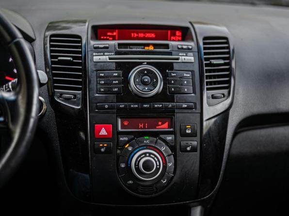 Kia Venga I с пробегом 2012 года, цена 670 000 рублей, 159689 км, минивэн, Автокод Объявления