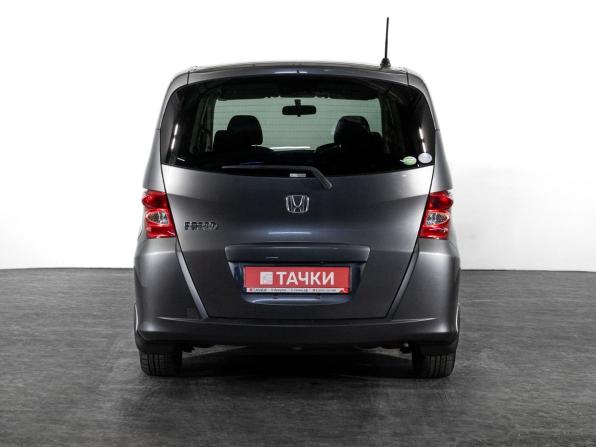 Honda Freed I с пробегом 2009 года, цена 1 015 000 рублей, 136781 км, компактвэн, Автокод Объявления