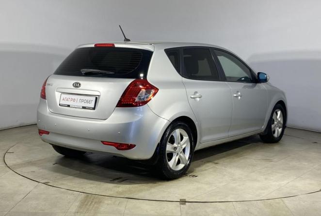Kia Ceed I Рестайлинг с пробегом 2010 года, цена 740 000 рублей, 130466 км, хэтчбек, Автокод Объявления