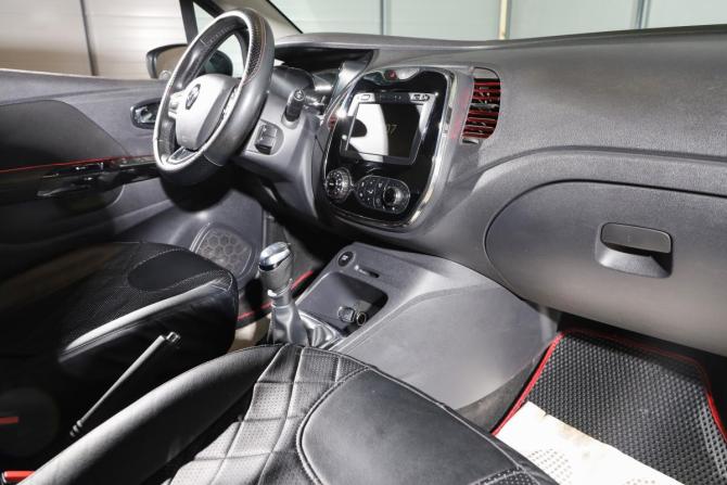 Renault Kaptur I с пробегом 2019 года, цена 1 499 000 рублей, 125250 км, внедорожник, Автокод Объявления