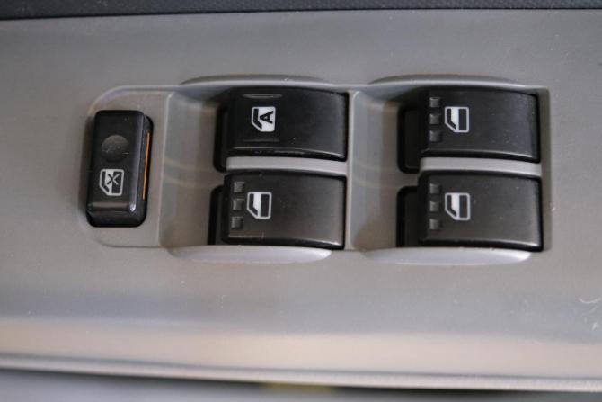Toyota Passo I (C10) с пробегом 2009 года, цена 559 000 рублей, 180000 км, хэтчбек, Автокод Объявления