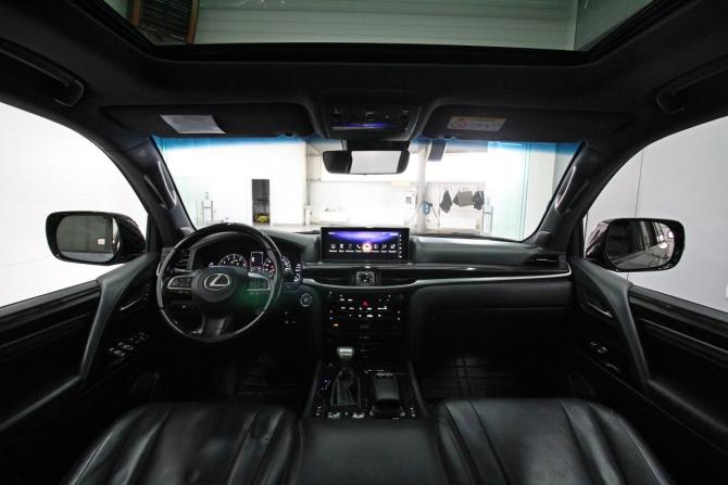 Lexus LX III Рестайлинг 2 с пробегом 2018 года, цена 8 700 000 рублей, 161000 км, внедорожник, Автокод Объявления