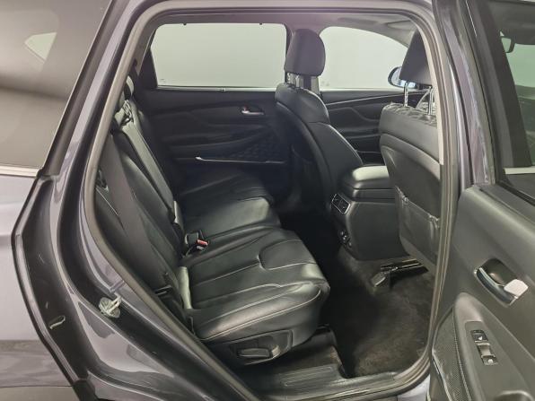 Hyundai Santa Fe IV Рестайлинг с пробегом 2021 года, цена 3 549 000 рублей, 141715 км, внедорожник, Автокод Объявления