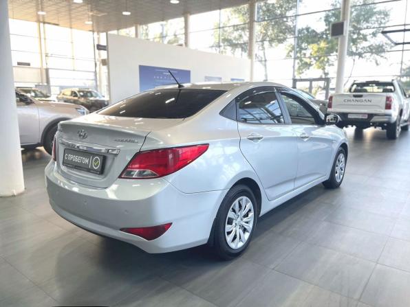 Hyundai Solaris I Рестайлинг с пробегом 2014 года, цена 1 029 900 рублей, 129000 км, седан, Автокод Объявления