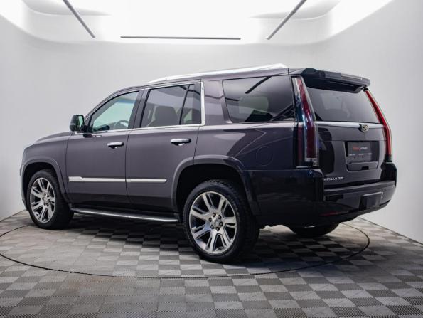Cadillac Escalade IV с пробегом 2015 года, цена 4 196 000 рублей, 101305 км, внедорожник, Автокод Объявления