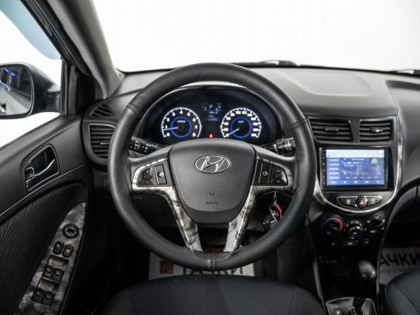 Hyundai Solaris I с пробегом 2012 года, цена 795 000 рублей, 164835 км, седан, Автокод Объявления