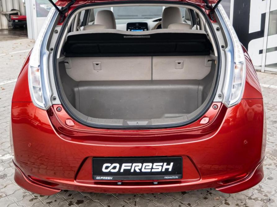 Nissan Leaf I (ZE0/AZE0) Краснодар  - изображение 20