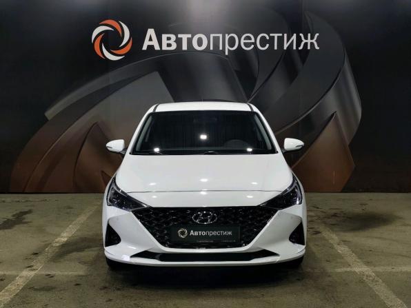 Hyundai Solaris II Рестайлинг с пробегом 2020 года, цена 1 558 000 рублей, 75655 км, седан, Автокод Объявления