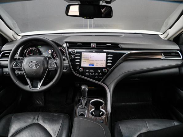 Toyota Camry VIII (XV70) с пробегом 2019 года, цена 3 050 000 рублей, 111849 км, седан, Автокод Объявления
