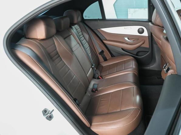 Mercedes-Benz E-Класс V (W213 S213 C238) Рестайлинг с пробегом 2021 года, цена 5 299 000 рублей, 50062 км, седан, Автокод Объявления