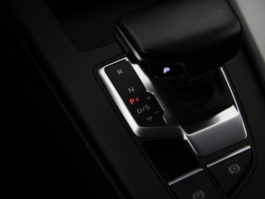 Audi A4 V (B9) Рестайлинг Санкт-Петербург  - изображение 16