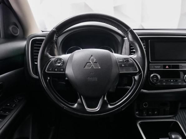 Mitsubishi Outlander III Рестайлинг 3 с пробегом 2019 года, цена 2 330 000 рублей, 125000 км, внедорожник, Автокод Объявления