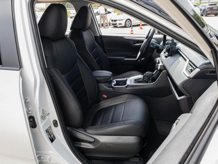 Toyota RAV4 V (XA50) Краснодар  - изображение 8