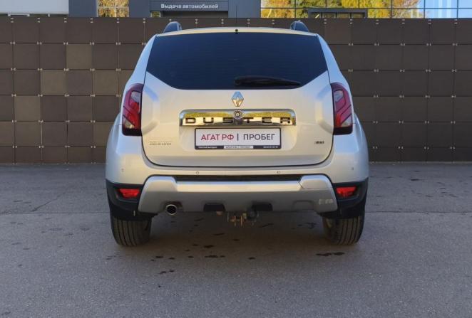 Renault Duster I Рестайлинг с пробегом 2017 года, цена 1 130 000 рублей, 200101 км, внедорожник, Автокод Объявления