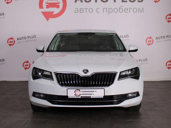 Skoda Superb III с пробегом 2019 года, цена 1 400 000 рублей, 246298 км, лифтбек, Автокод Объявления