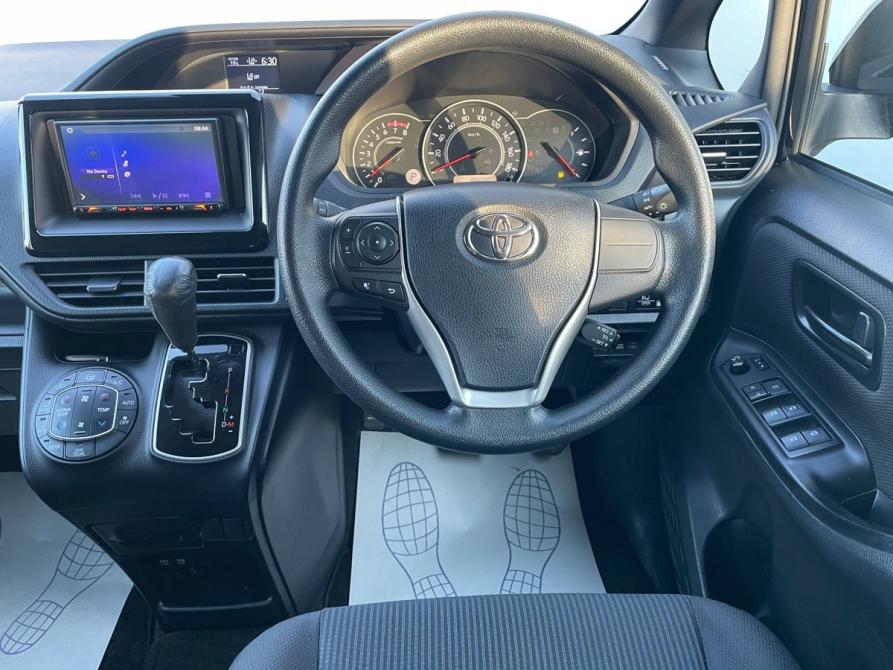 Toyota Voxy III (R80) Рестайлинг Стерлитамак  - изображение 21
