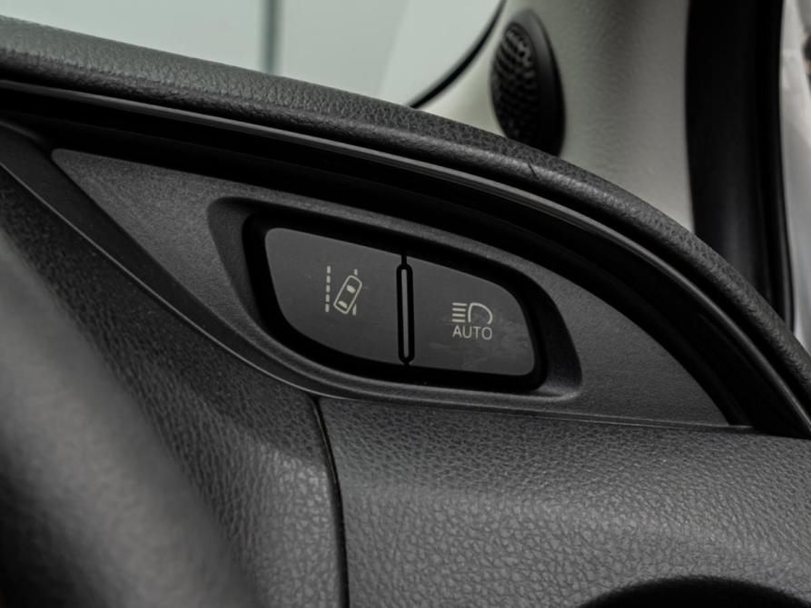 Toyota Vitz III (XP130) Рестайлинг 2 Краснодар  - изображение 18