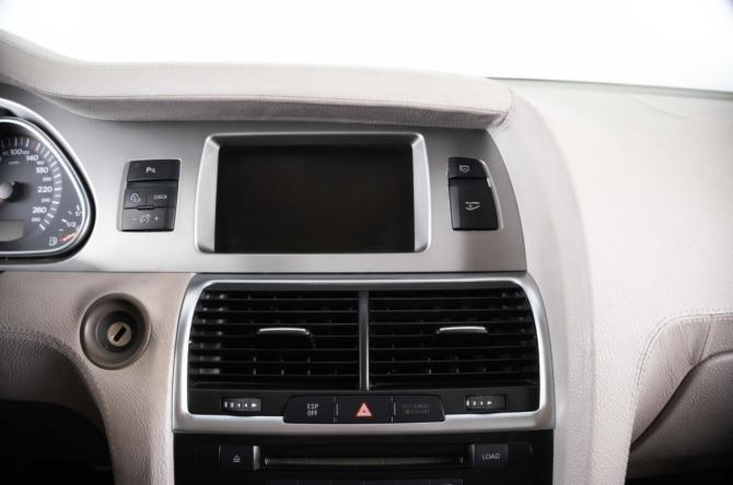 Audi Q7 I (4L) с пробегом 2006 года, цена 1 399 000 рублей, 195654 км, внедорожник, Автокод Объявления