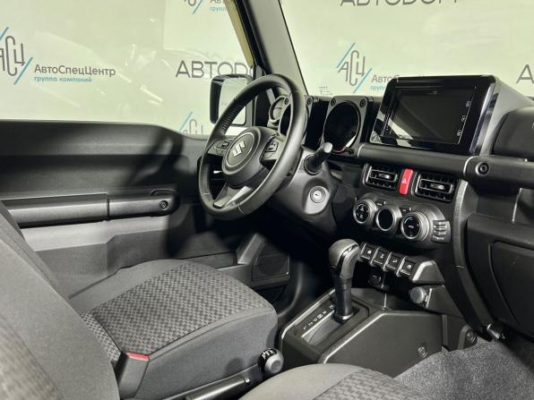 Suzuki Jimny IV с пробегом 2022 года, цена 3 097 000 рублей, 54399 км, внедорожник, Автокод Объявления
