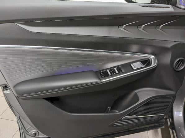 Geely Cityray с пробегом 2025 года, цена 2 540 000 рублей, 5752 км, внедорожник, Автокод Объявления