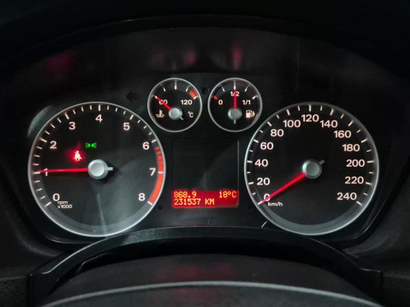 Ford Focus II с пробегом 2007 года, цена 400 000 рублей, 231525 км, хэтчбек, Автокод Объявления