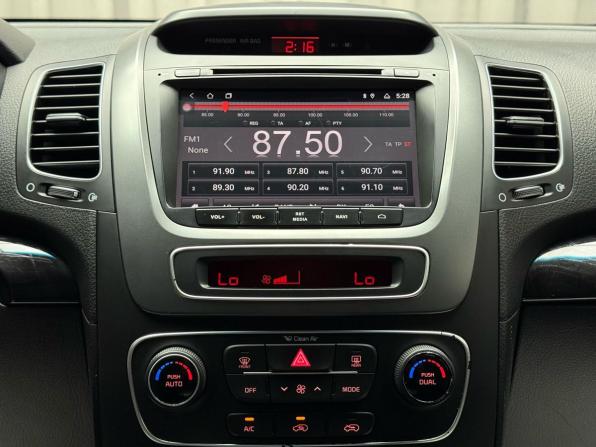 Kia Sorento II Рестайлинг с пробегом 2018 года, цена 1 949 000 рублей, 138000 км, внедорожник, Автокод Объявления