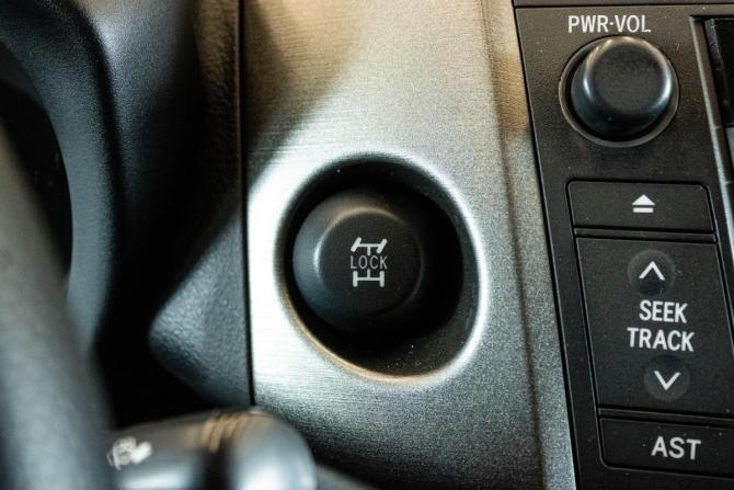 Toyota RAV4 III (XA30) Рестайлинг с пробегом 2011 года, цена 1 550 000 рублей, 176509 км, внедорожник, Автокод Объявления