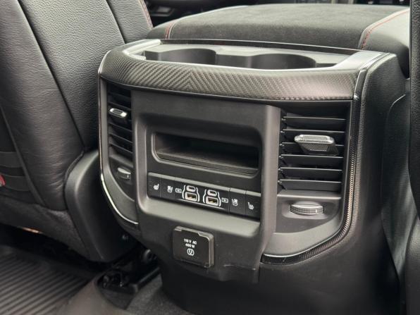 Ram 1500 V Рестайлинг с пробегом 2025 года, цена 9 990 000 рублей, 8965 км, пикап, Автокод Объявления