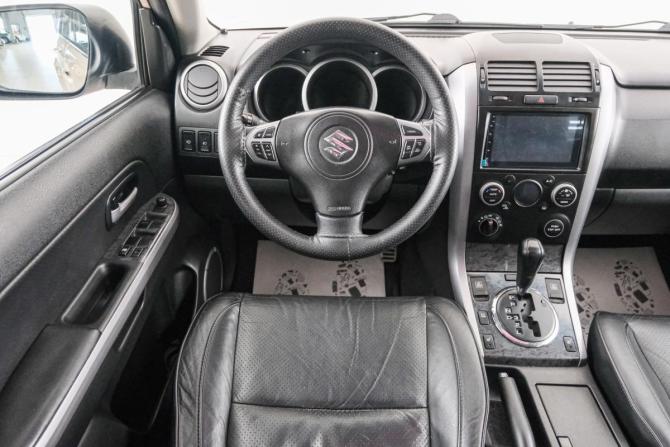 Suzuki Grand Vitara II Рестайлинг с пробегом 2011 года, цена 1 279 000 рублей, 225000 км, внедорожник, Автокод Объявления
